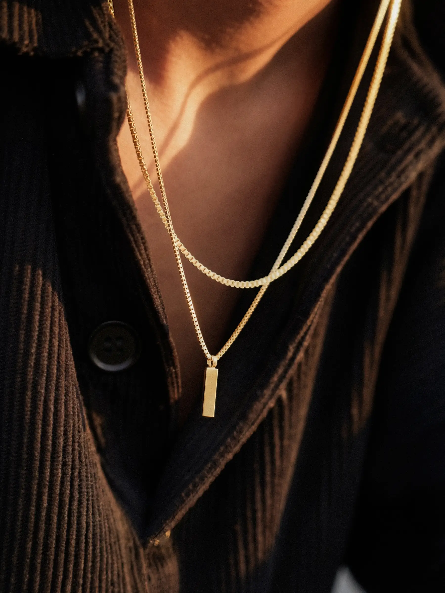 BOX PENDANT NECKLACE - Image 7