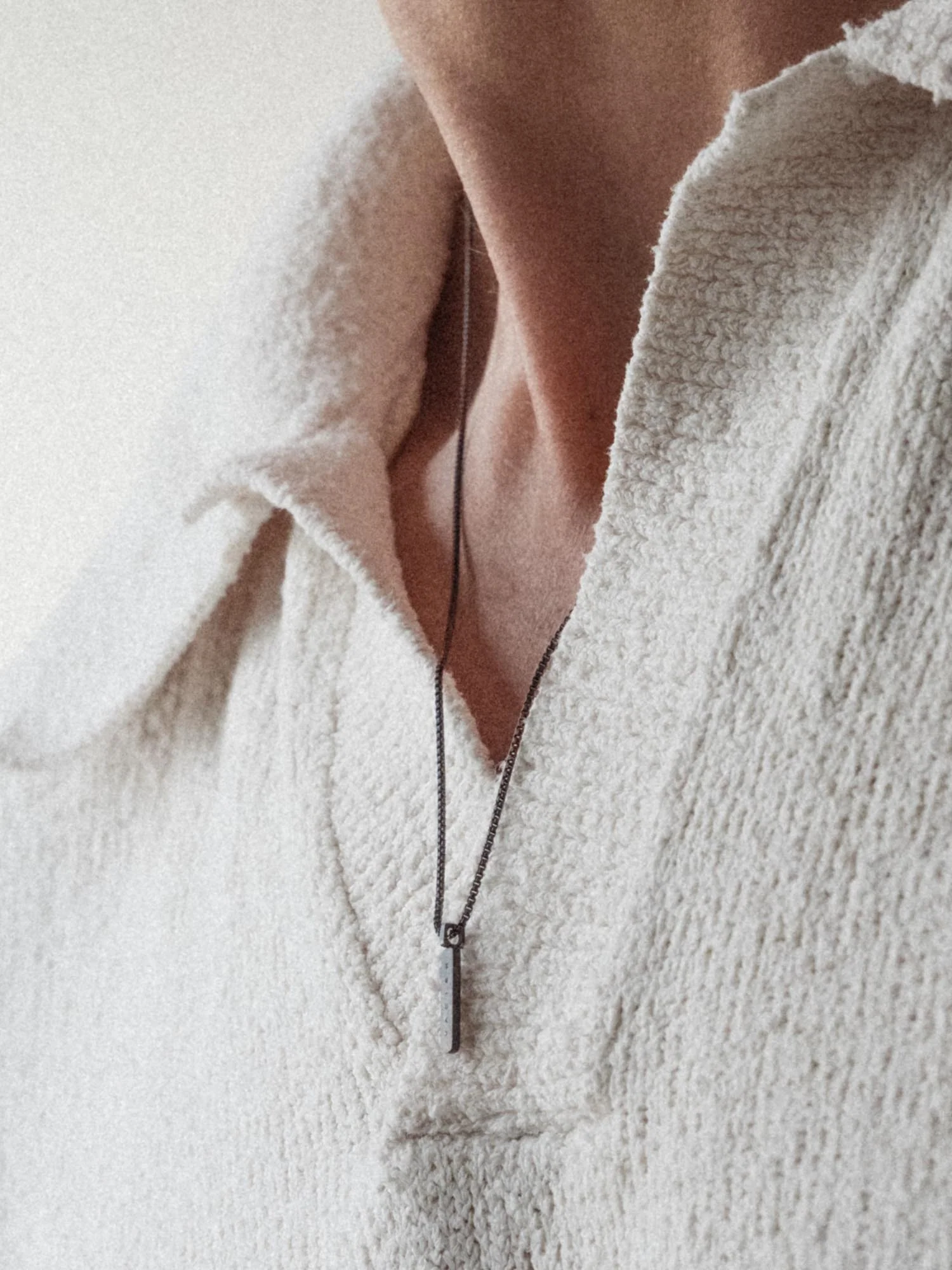 BOX PENDANT NECKLACE - Image 9